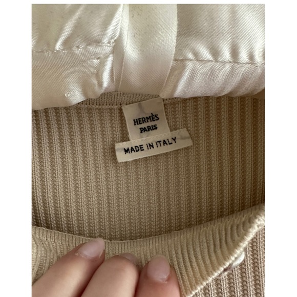 NWOT HERMES GORGEOUS RIBBED DRESS. TAN COLOR. SIZE 34. - Picture 5 of 8